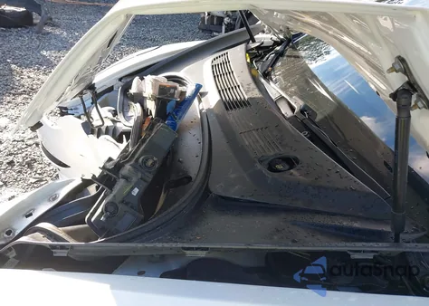 2019 Tesla Model 3 Long Range/Performance z USA, uszkodzony, nr VIN 5YJ3E1EB4KF211771